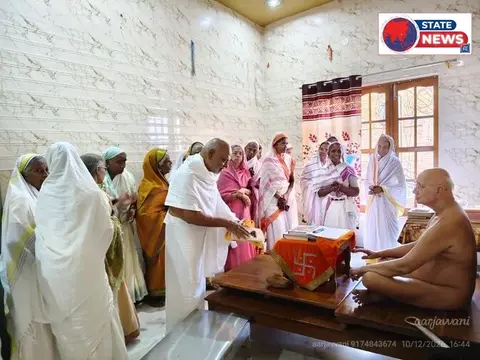 तमिलनाडु से बड़ौत पहुंचे श्रद्धालु, आचार्य श्री आर्जवसागर जी के चरणों में व्यक्त की अटूट गुरुभक्ति  256 अर्घ्य समर्पित कर श्रद्धालुओं ने की 