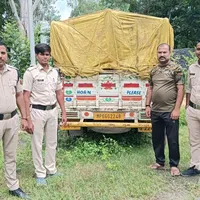 पिकअप से 5 लाख का चोरी का लोहा बरामद:सरई से कस्बे की...