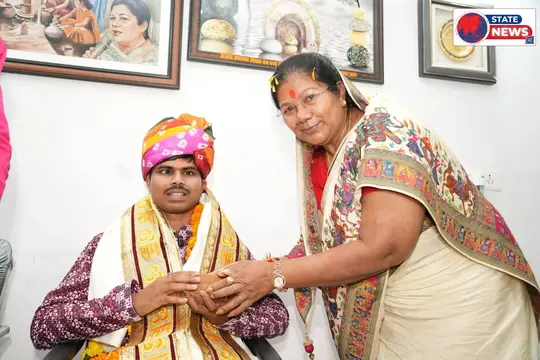 हनुमान अंश मूवी के गायक कलाकार का मंडला आगमन